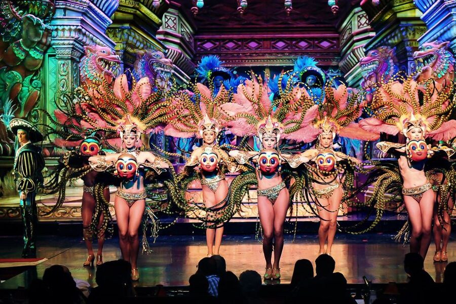 Paris: Moulin Rouge Cabaret Show Ticket with Champagne - Key Points Before You Book
