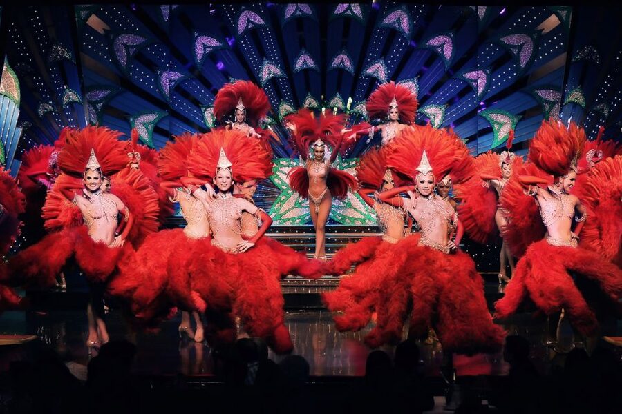 Paris: Moulin Rouge Cabaret Show Ticket with Champagne - Cost and What You Get for About $115
