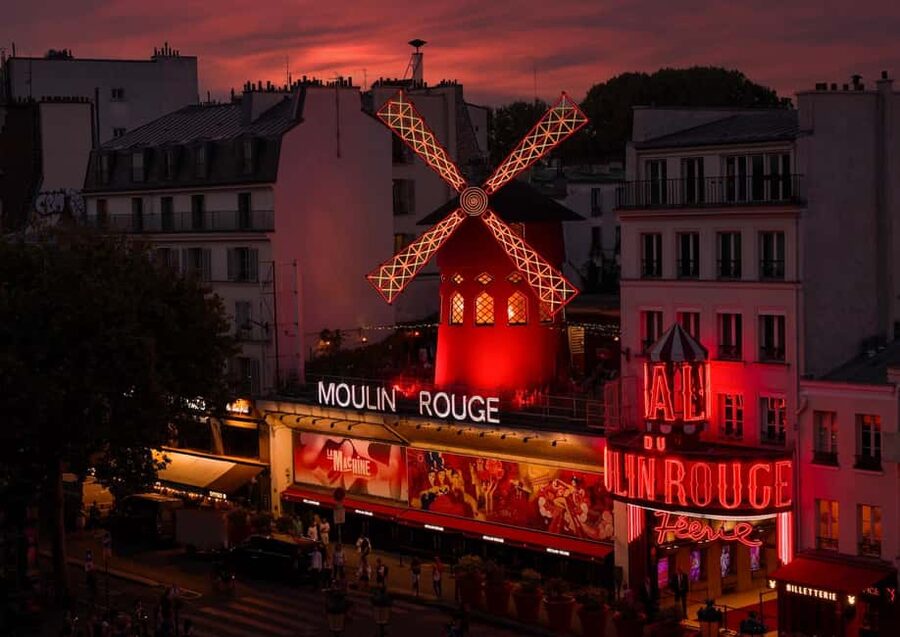 Paris: Moulin Rouge Cabaret Show Ticket with Champagne - Adult Content and the Right Age Group