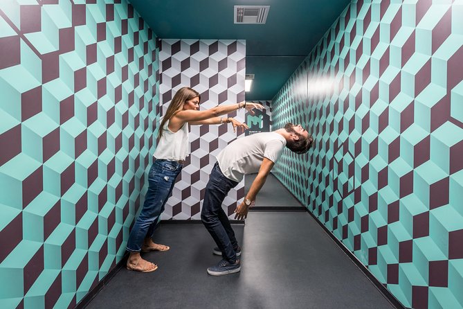 Paris Museum of Illusions Entry Ticket - What the Paris Museum of Illusions actually offers