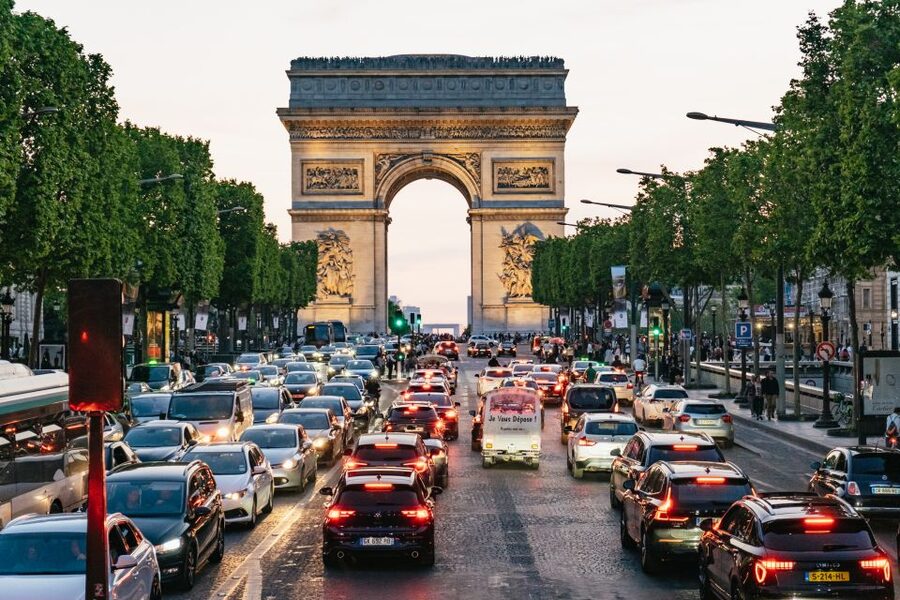 Paris: Night Bus Tour with Audioguide - Notre Dame and Place de la Concorde set the rhythm