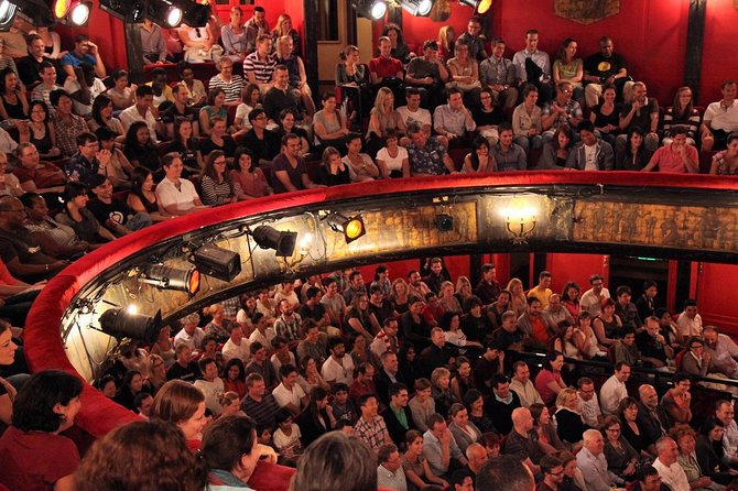 Paris night out : Comedy in English 'How to Become a Parisian ?' - Planning dinner around a 70-minute performance