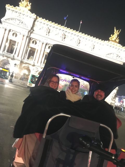 Paris: Nighttime Tuk-Tuk Tour - The Louvre, Orsay, and Opera