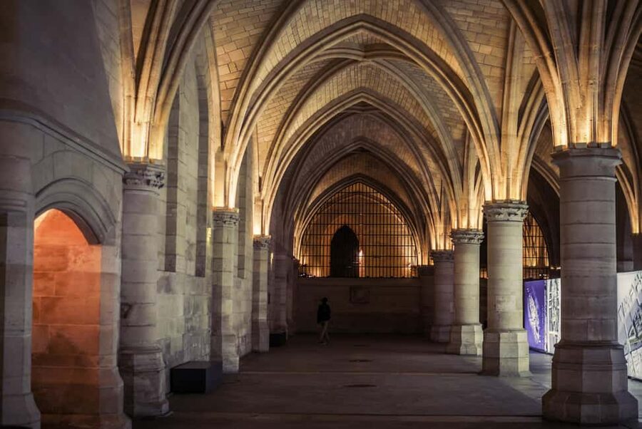 Paris: Notre Dame and Île de la Cité Walking Tour - FAQ