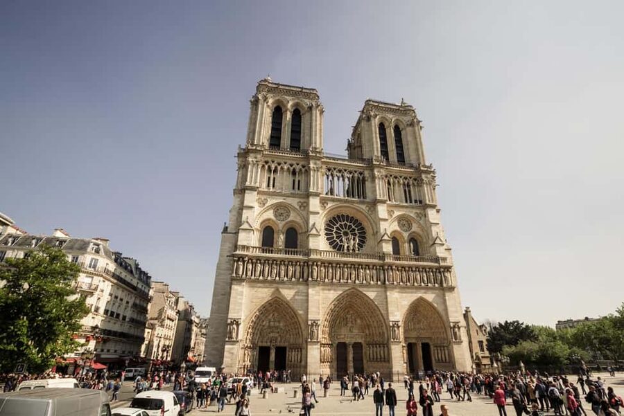 Paris: Notre Dame and Île de la Cité Walking Tour - Final call: book it for context, not just entry