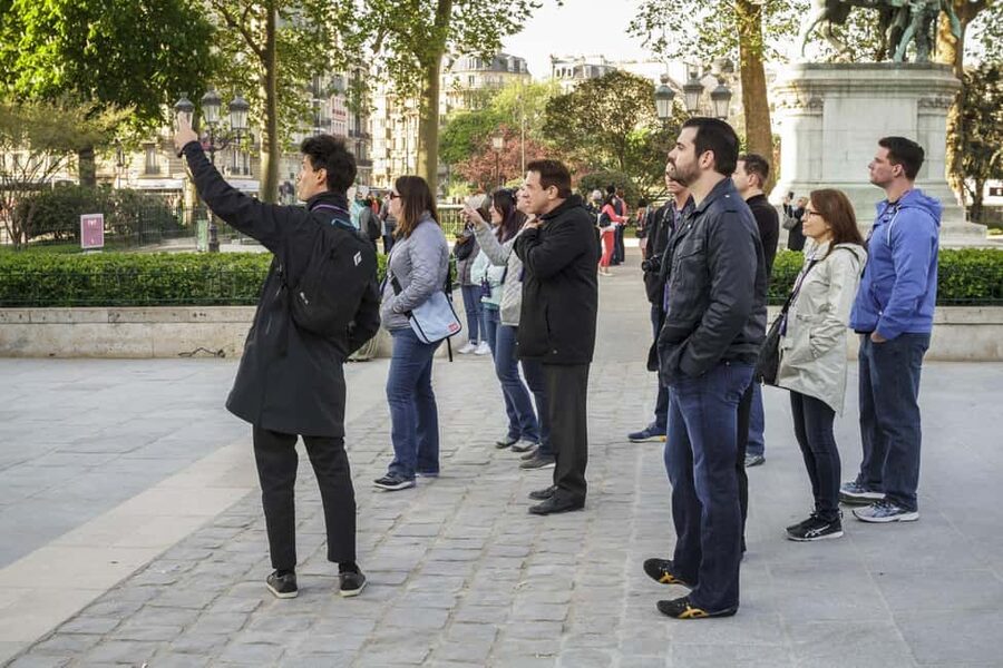 Paris: Notre Dame and Île de la Cité Walking Tour - Starting with Notre-Dame’s long story
