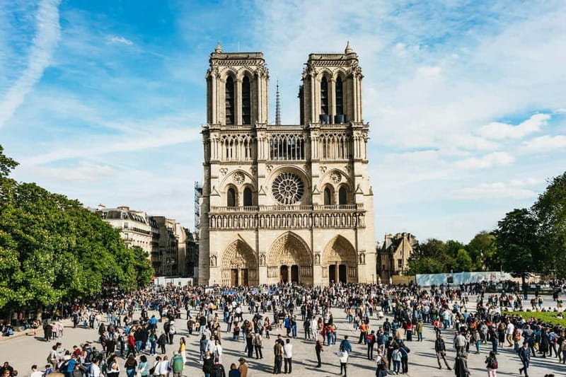 Paris: Notre-Dame Cathedral Exterior Guided Tour - Understanding the 2019 fire and six years of repair
