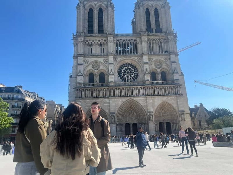 Paris: Notre-Dame Cathedral Exterior Tour & Free Entrance - What the $28 price buys you