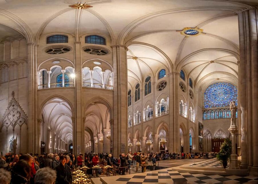 Paris: Notre Dame Cathedral Exterior Tour with Free Entry - My advice on making the booking