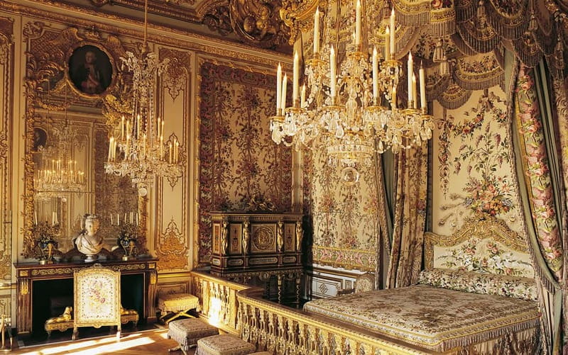 Paris: Palace of Versailles Guided Tour with Bus Transfers - The Giverny upgrade creates a very long day