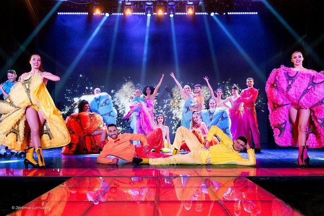 Paris Paradis Latin Cabaret Show with Champagne - Who will enjoy it most