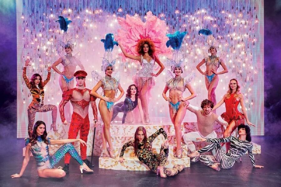 Paris: Paradis Latin Cabaret Show with Optional Champagne - A fast-moving evening of dance, song, and surprise