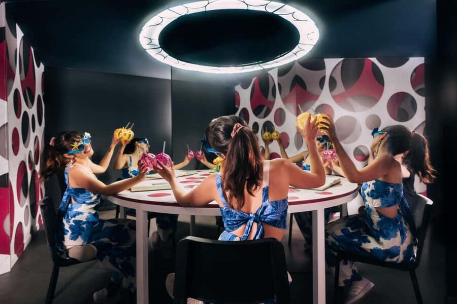 Paris: Paradox Museum Entrance Tickets - The science behind the tricks
