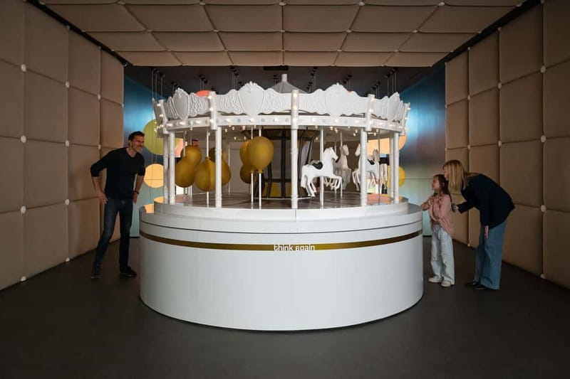 Paris: Paradox Museum Entrance Tickets - The Paradox Boutique and café