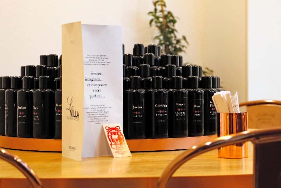 Paris: Perfume Creation Workshop - The boutique and the 10 percent discount