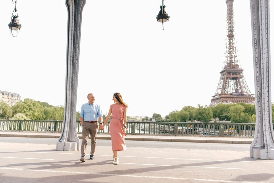 Paris: Photo Shoot with a Private Travel Photographer - Why a private Paris photo shoot can be worth your time