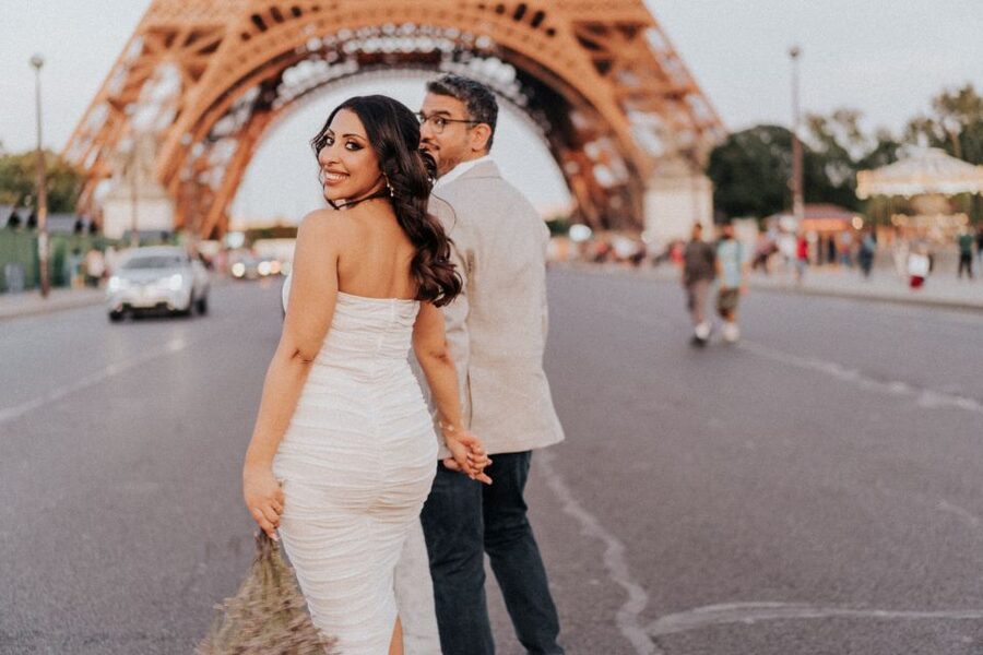Paris: Photo Shoot with a Private Travel Photographer - Choosing the right session length