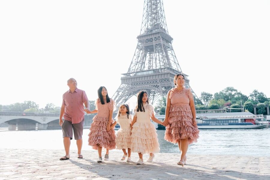 Paris: Photo Shoot with a Private Travel Photographer - Price and what you receive for $229