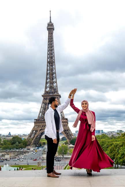 Paris: Photoshoot Around Eiffel Tower with 55 Edited Photos - Price, cancellation, and practical details