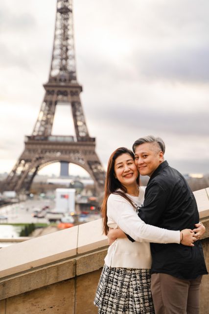 Paris: Premium Photoshoot with Iconic Eiffel Tower Views - Who should book this experience