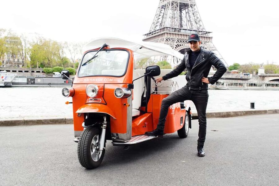 Paris: Private City Highlight Tour by Electric Tuk-Tuk - Key points at a glance