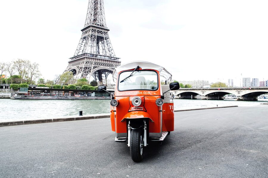 Paris: Private City Highlight Tour by Electric Tuk-Tuk - Champs-Élysées and the Arc de Triomphe