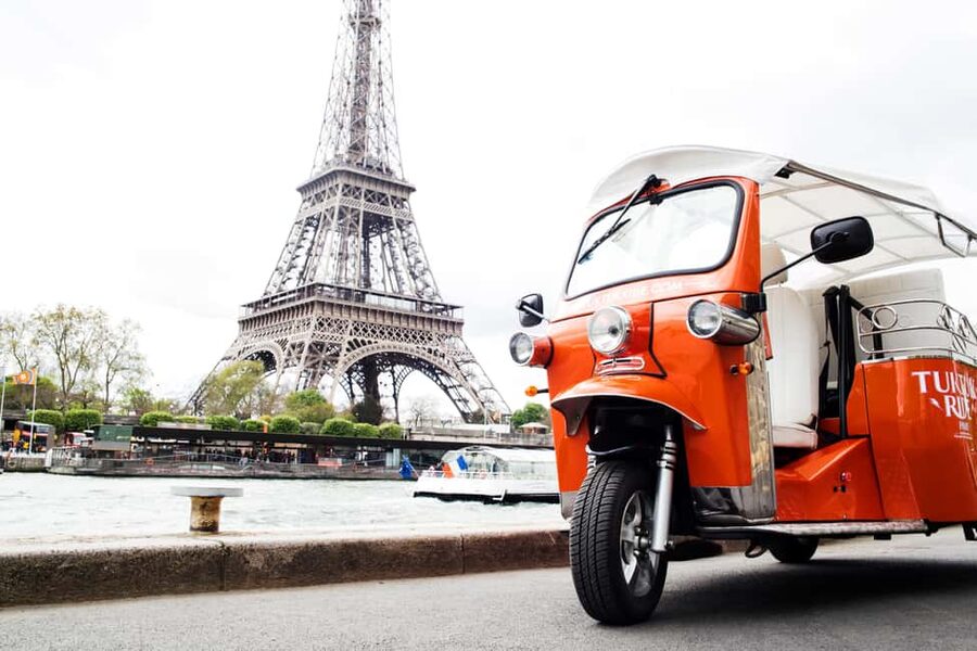 Paris: Private City Highlight Tour by Electric Tuk-Tuk - Concorde, the palaces, and Pont Alexandre III