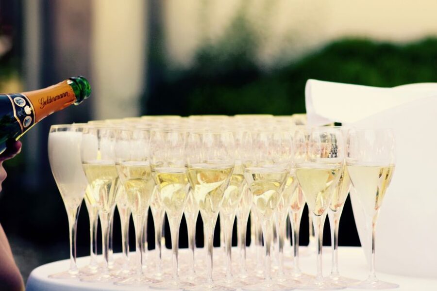 Paris: Private Day Trip to Champagne with 8 Tastings & Lunch - A Champagne-paired lunch at midday