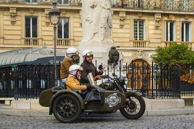 Paris Private Flexible Duration Guided Tour on a Vintage Sidecar - Île de la Cité and the Seine