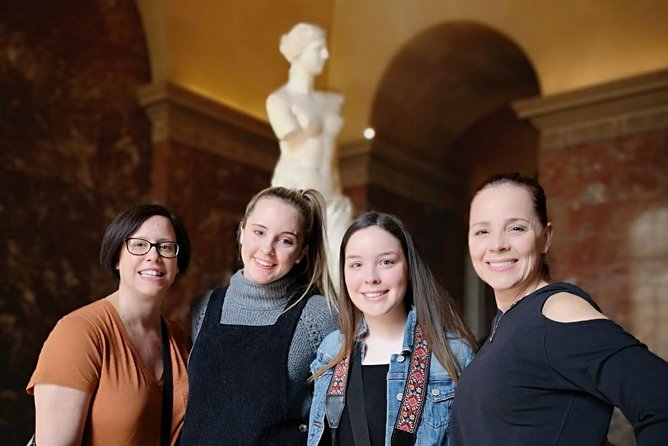 Paris Private Louvre Museum, Must See, 1H30 Tour. - The guides make the biggest difference