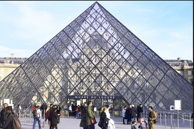Paris Private Louvre Museum, Must See, 1H30 Tour. - Communication is the main risk