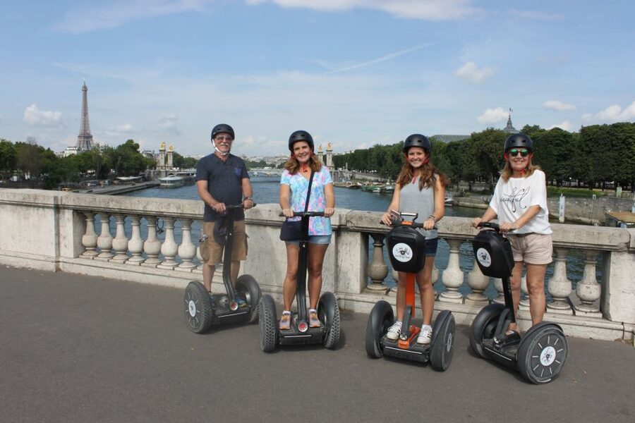Paris: Private Sightseeing Segway Tour - Grand Palais and Petit Palais