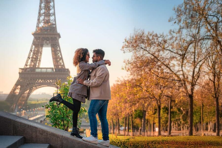 Paris: Professional Photoshoot with the Eiffel Tower - Key points to know before you book