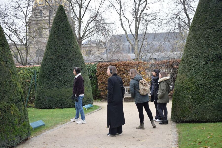 Paris: Rodin Museum Guided Tour with skip-the-line tickets - French gardens and sculpture from a new angle