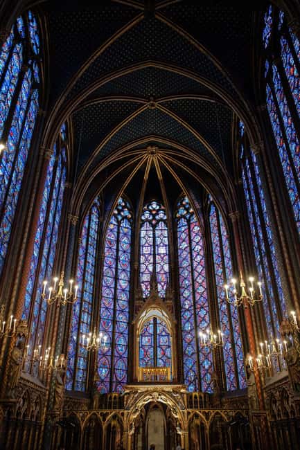 Paris: Sainte-Chapelle, Conciergerie, Notre Dame Guided Tour - What the guides add to the two-hour visit