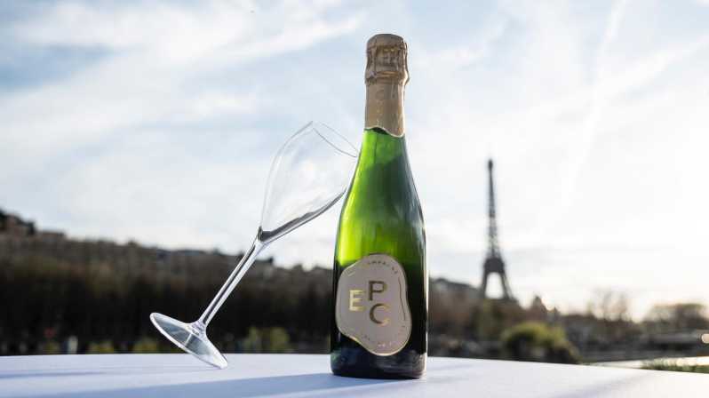 Paris : Scenic Cruise on the Seine River with Champagne - Louvre and Musée d’Orsay from the river