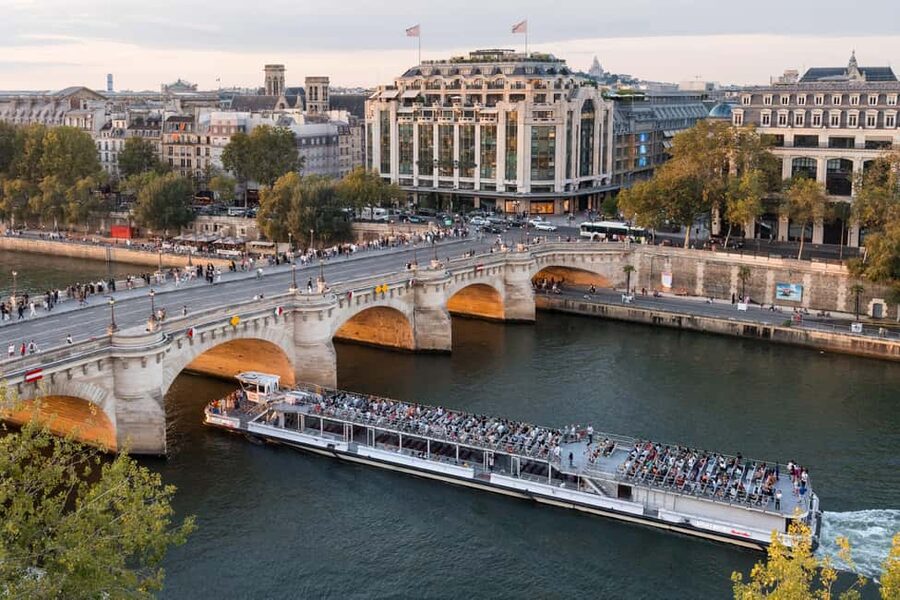 Paris : Scenic Cruise on the Seine River with Champagne - Who will get the most from this Seine cruise?