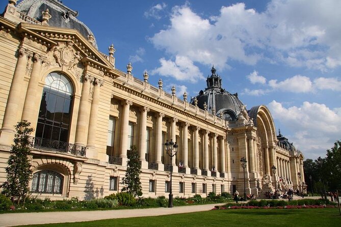 Paris Segway Express Tour (12 monuments in 1 hour and 30 minutes) - Starting at Place de Fontenoy-Unesco