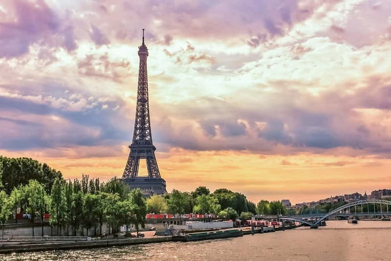 Paris: Seine Cruise & Crepe Tasting near the Eiffel Tower - Key points to know before you book