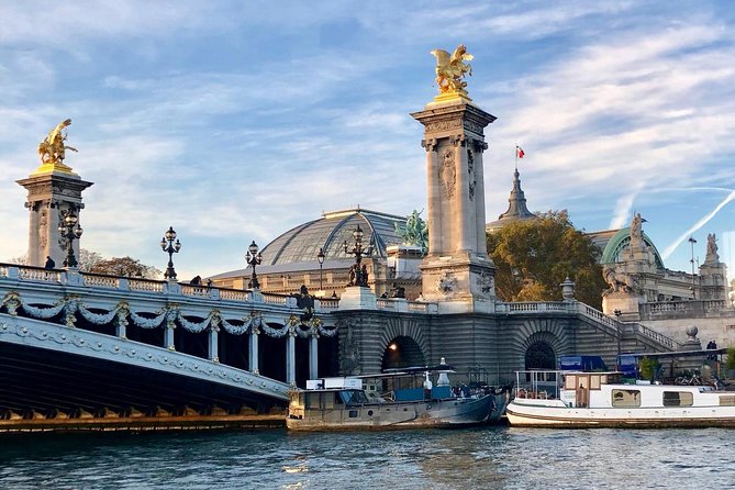 Paris Seine River Champagne Tasting Cruise - The Eiffel Tower sets the scene
