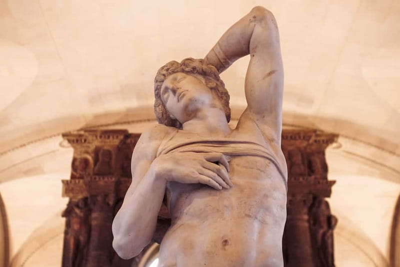 Paris: Skip-the-Line Louvre Highlights Tour with Mona Lisa - The Mona Lisa, with realistic expectations
