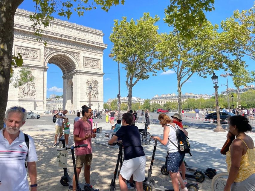 Paris: Small-Group E-Scooter Tour with a Local Guide - The 16th Arrondissement and the Eiffel Tower