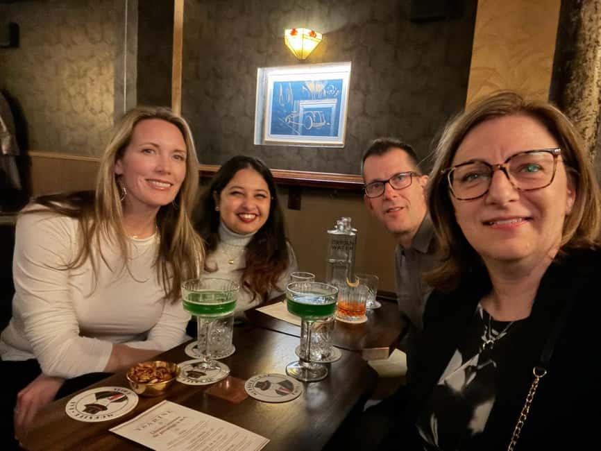 Paris: Speakeasy and Hidden Bars Tour - The first secret bar: atmosphere before alcohol