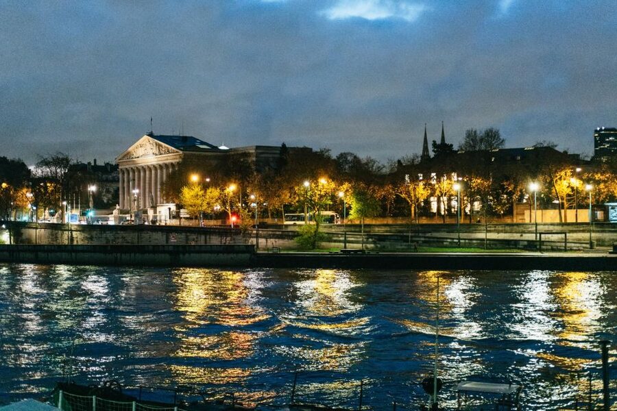 Paris: Sunrise Running and Sightseeing Group Tour - Why a sunrise run works so well in Paris