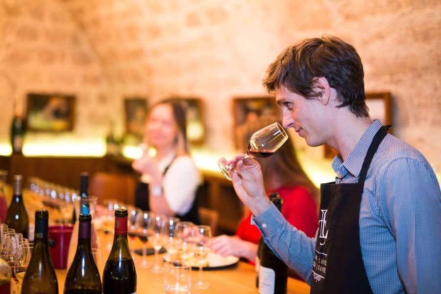 Paris: The Ultimate Wine and Cheese Tasting in English - Booking details worth checking