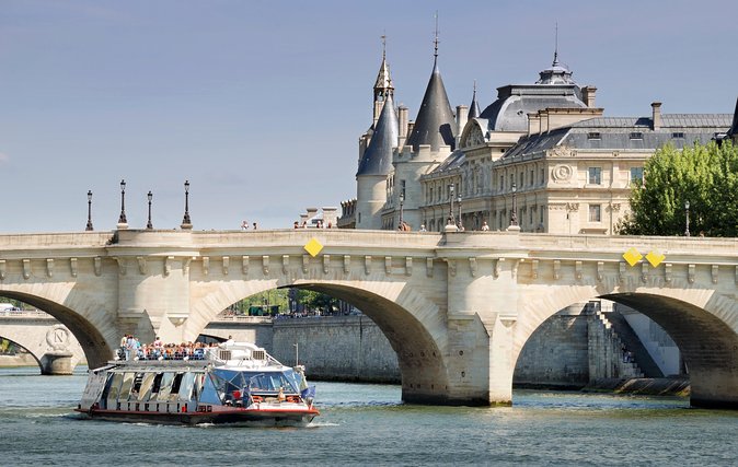 Paris Tour with Lunch at the Eiffel Tower and Seine River Cruise - Practical tips for a smoother day