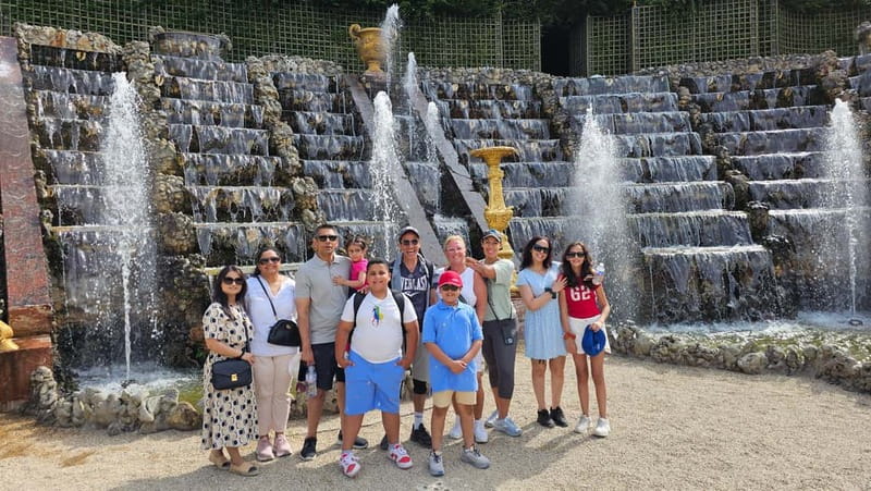 Paris: Versailles Golf Cart & Bike Tour with Palace Entry - Grand Trianon and the return by canal