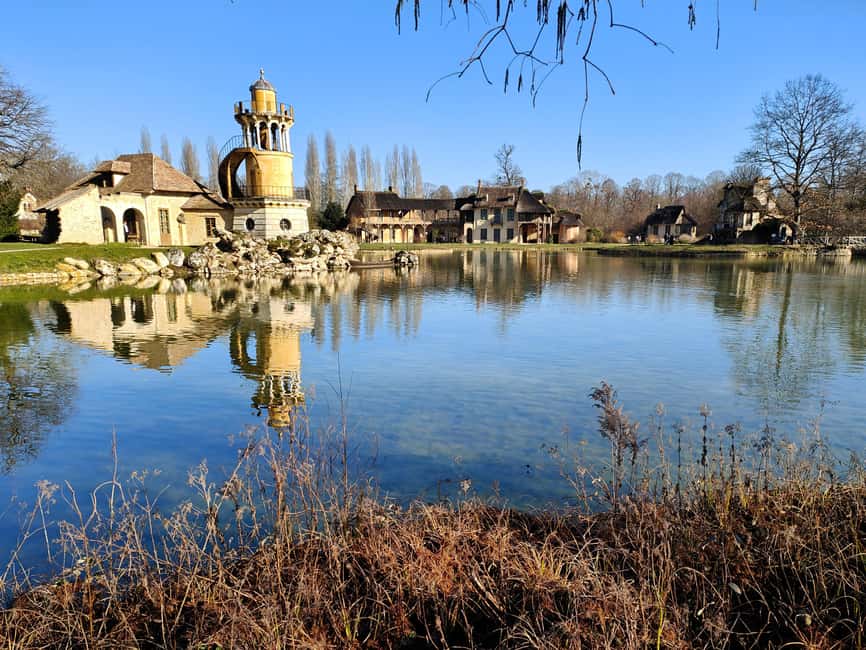 Paris: Versailles Palace and Queen Hamlet E-Bike Tour - From the Seine to Saint-Cloud Park