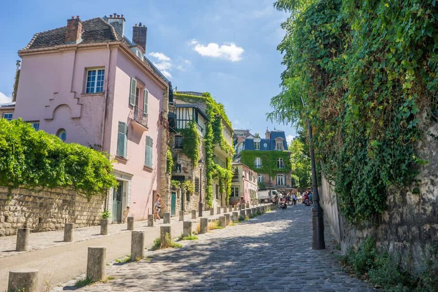 Paris: Walking Tour of Montmartre - Practical details before you reserve