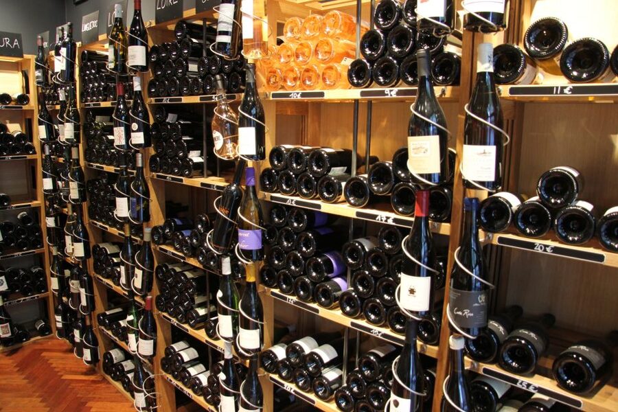 Paris: Wine and Cheese Tasting - The guides make the difference